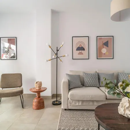 Διαμέρισμα Stunning Vacation For Up To Eight With Balcony All Yours *